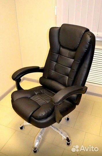 Компьютерное кресло руководителя с массажем