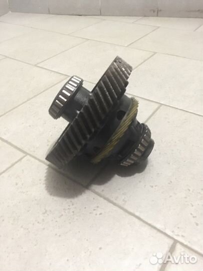 Дифференциал. Вторичный вал в сборе