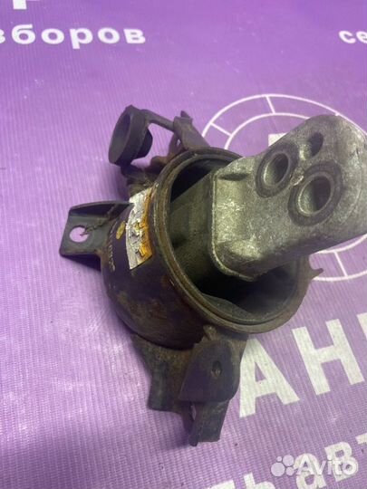 Подушка двигателя левая Kia Ceed ED G4FC 2008