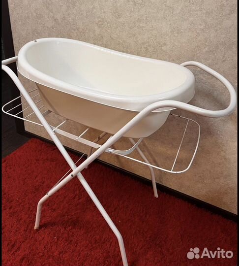 Подставка под ванночку