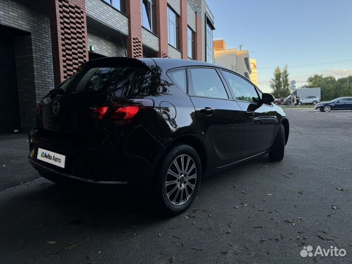 Opel Astra 1.6 МТ, 2013, 163 192 км