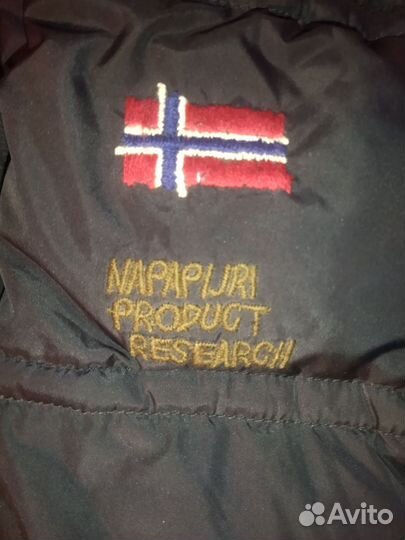 Женский пуховик napapijri