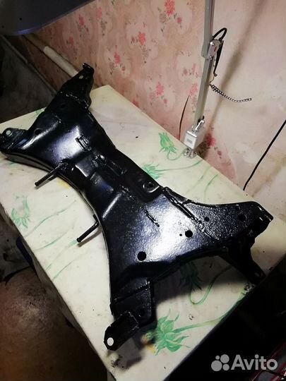 Подрамник (передняя балка) Мицубиси лансер 9