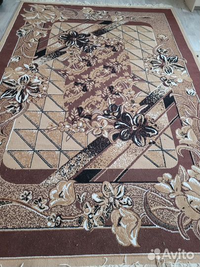 Ковер 2 на 3 бу