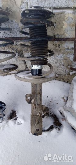 Передние стойки toyota camry 40