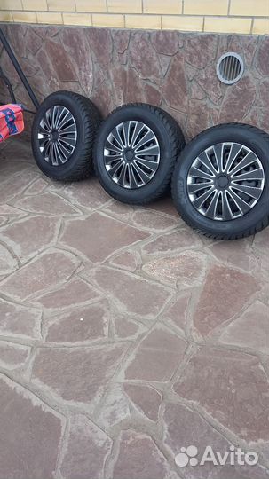 Зимние шины195 65 15 на дисках Форд