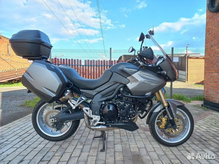 Triumph tiger 1050