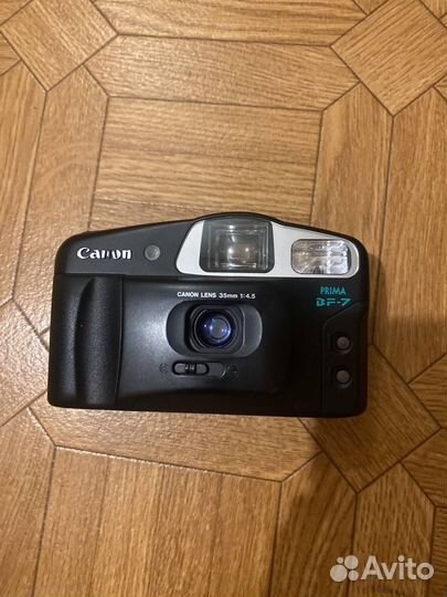 Пленочный фотоаппарат Canon 35 mm