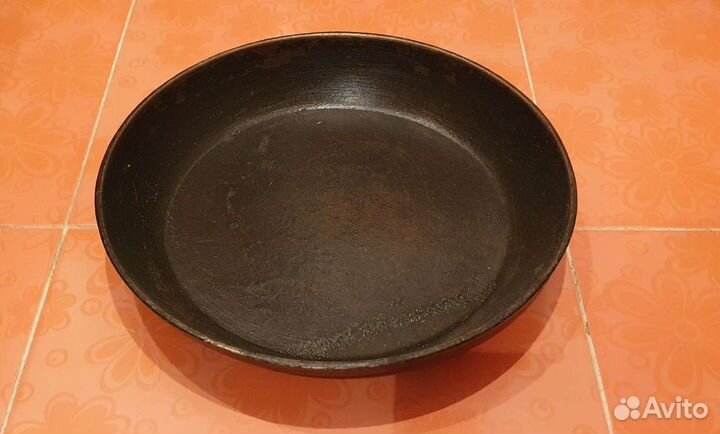 Чугунная сковорода СССР