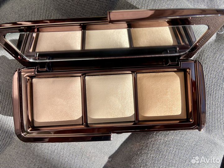 Hourglass пудры новые в ассортименте