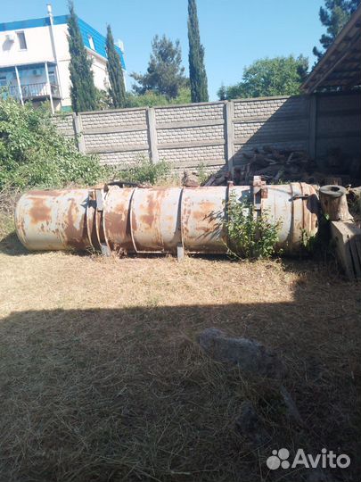 Бочка металлическая бу 2000л