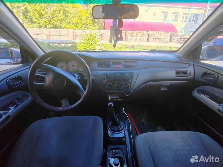 Mitsubishi Lancer 1.6 МТ, 2005, 210 000 км
