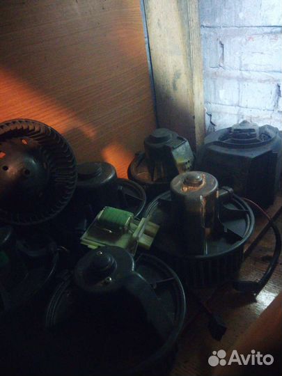 Моторчик печки фольцваген 8 шт