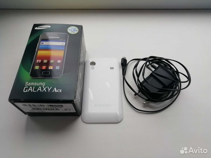 Телефон Samsung Galaxy