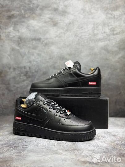 Nike Air Force 1 Low supreme