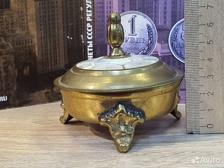 N2. Шкатулка маленькая. Латунь-бронза. Нечастоя