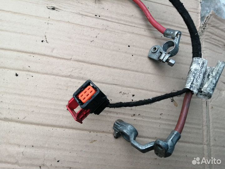 Клемы акб к стартеру Opel Zafira B