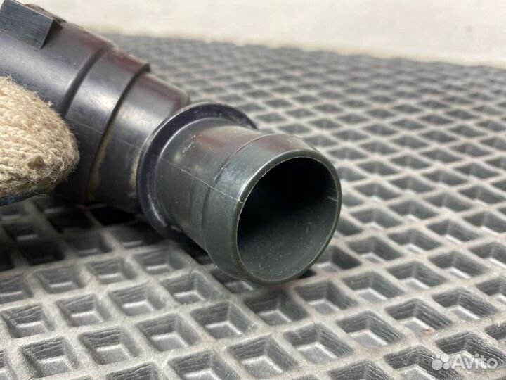 Фланец системы охлаждения Honda Accord 8 CU2 K24A