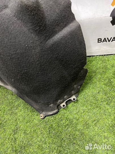 Подкрылок локер кожух задний левый Mercedes E W212
