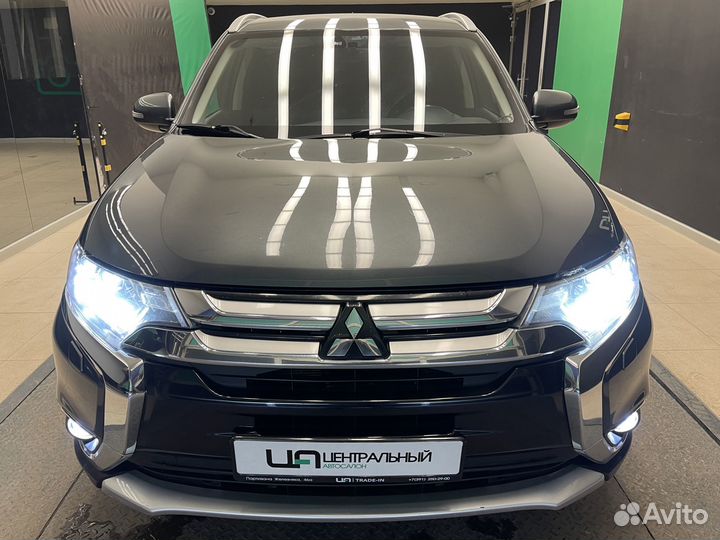 Mitsubishi Outlander 2.4 CVT, 2015, 168 045 км