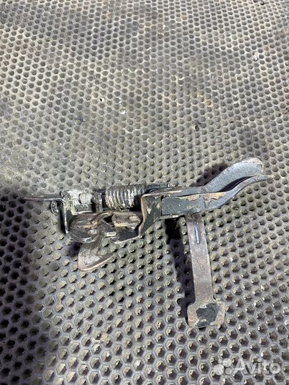 Замок капота SsangYong Actyon Sports 1 Актион