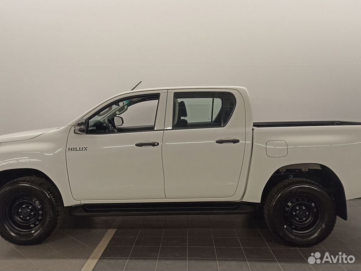Toyota Hilux 2.4 МТ, 2023, 23 км