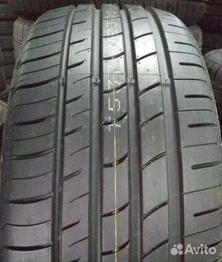 Nexen N'Fera RU1 SUV 215/50 R17