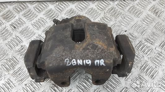 Суппорт тормозной передний правый land rover range