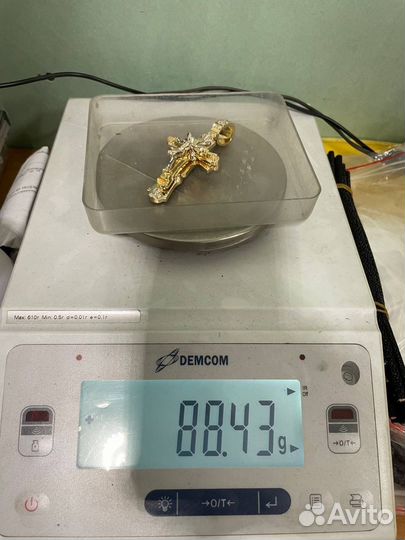 Золотая цепь и крест 750 пробы