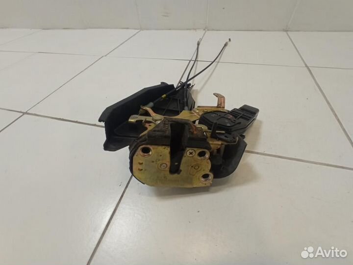 Замок двери задней левой Geely MK