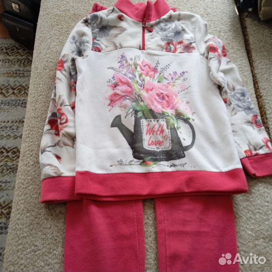 Спортивный костюм женский 140