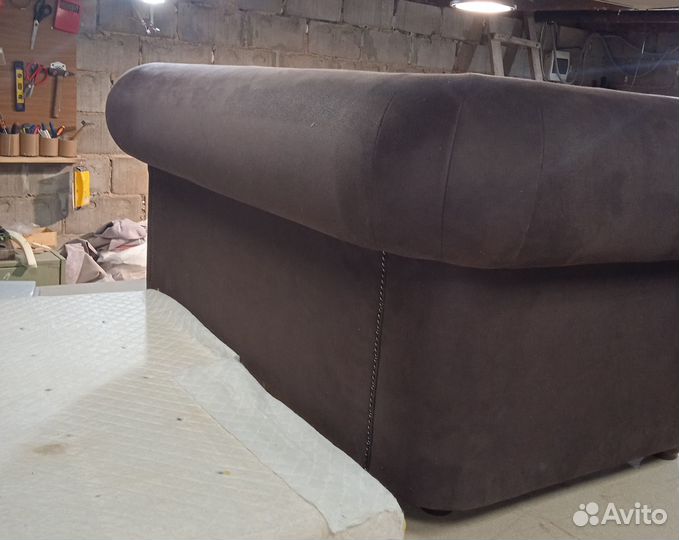 Диван двухместный новый