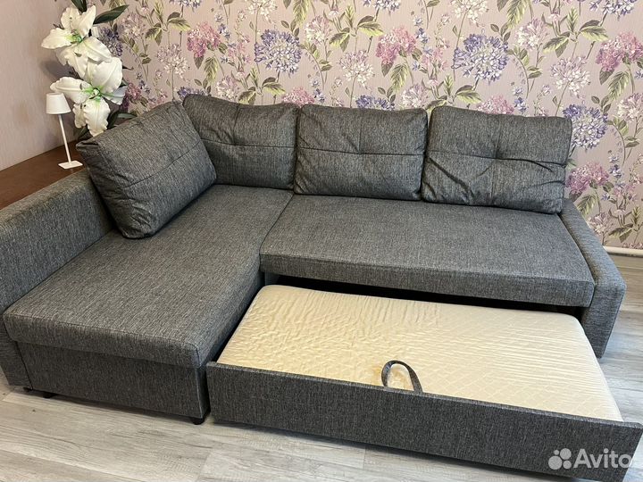 Диван угловой серый