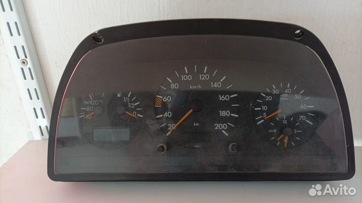 Щиток приборов mercedes vito 638