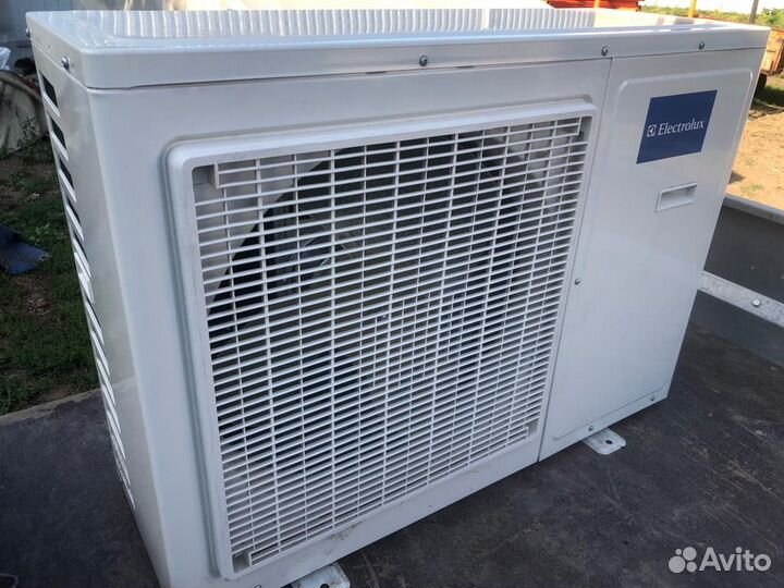 Наружный блок мульти с/с Electrolux eacsm-18HC