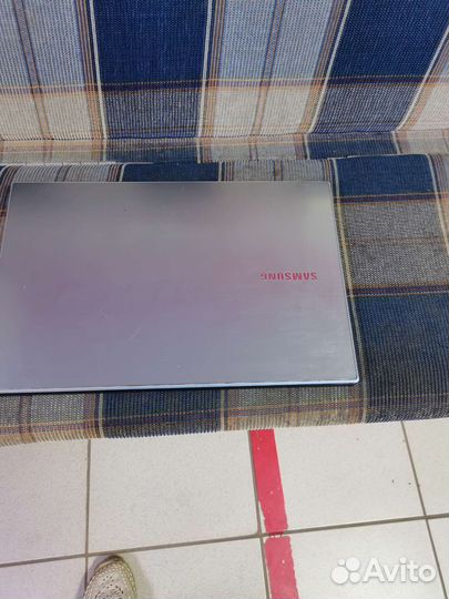 Ноутбук samsung np300v5a