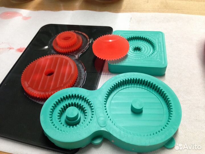 Литье пластика и резины (полиуретаны)