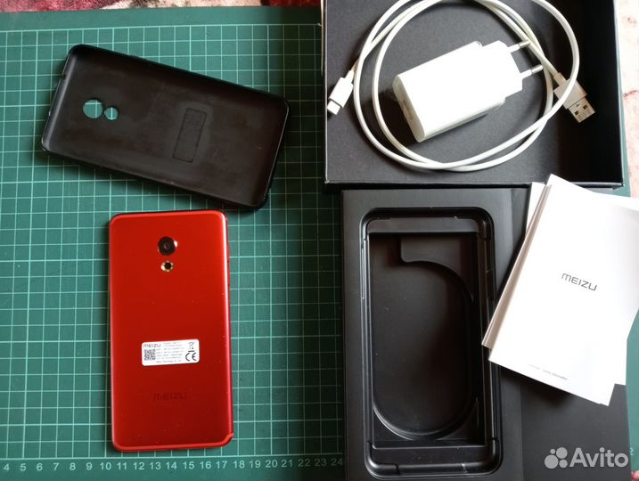 Meizu 15 Lite, 4/32 ГБ