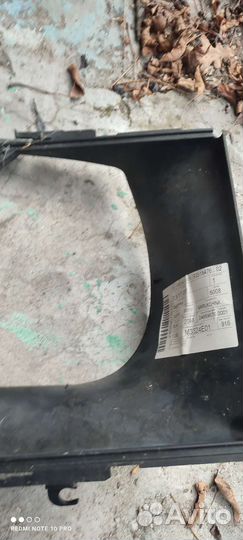 Воздуховод радиатора touareg