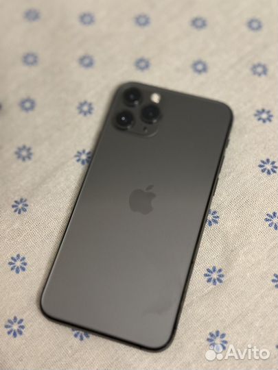 iPhone 11 Pro, 64 ГБ