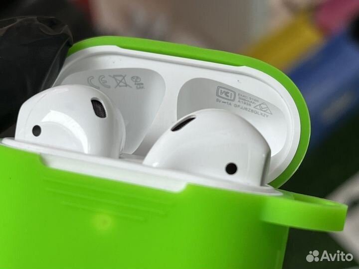 Airpods 2 Premium + чехол