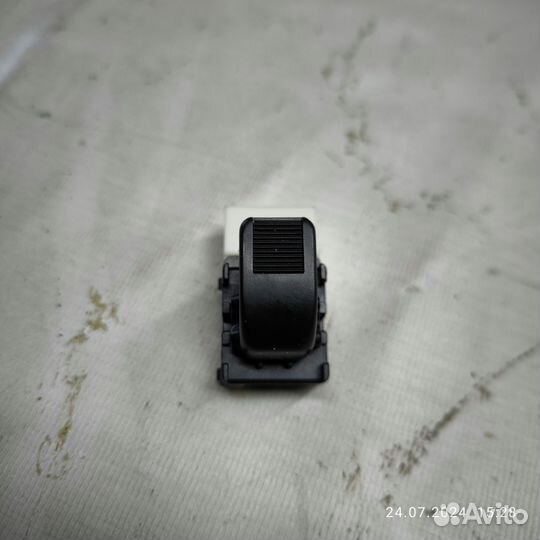 Блок управления стеклоподъемниками Дайхатсу Сирион