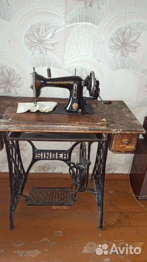 Швейная машина Singer