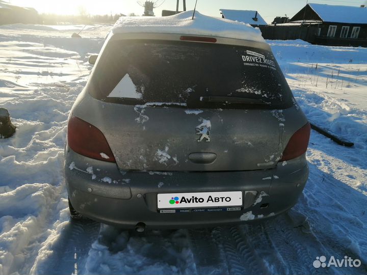 Peugeot 307 1.6 AT, 2002, битый, 250 000 км