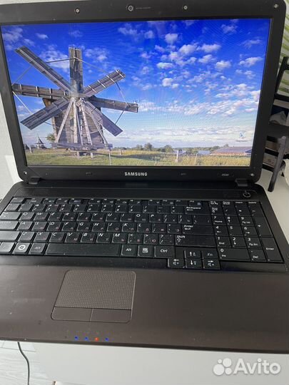 Samsung np R 540