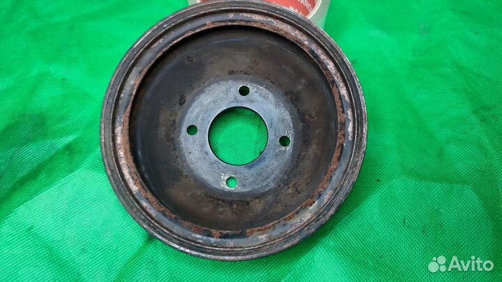 Шкив помпы Mercedes w124 m111