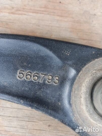 Рычаг подвески передний левый Peugeot Partner