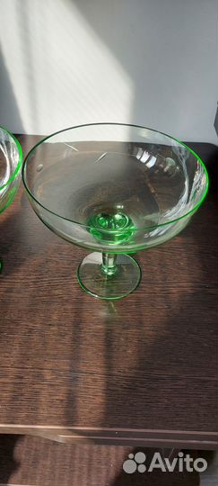 Ваза для фруктов. Цветное стекло. СССР