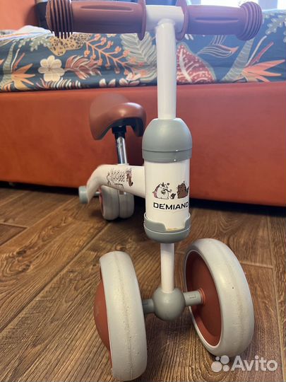 Беговел для малышей от 1 года