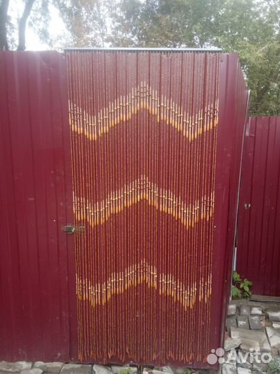 Штора декоративная из деревянных бусинок